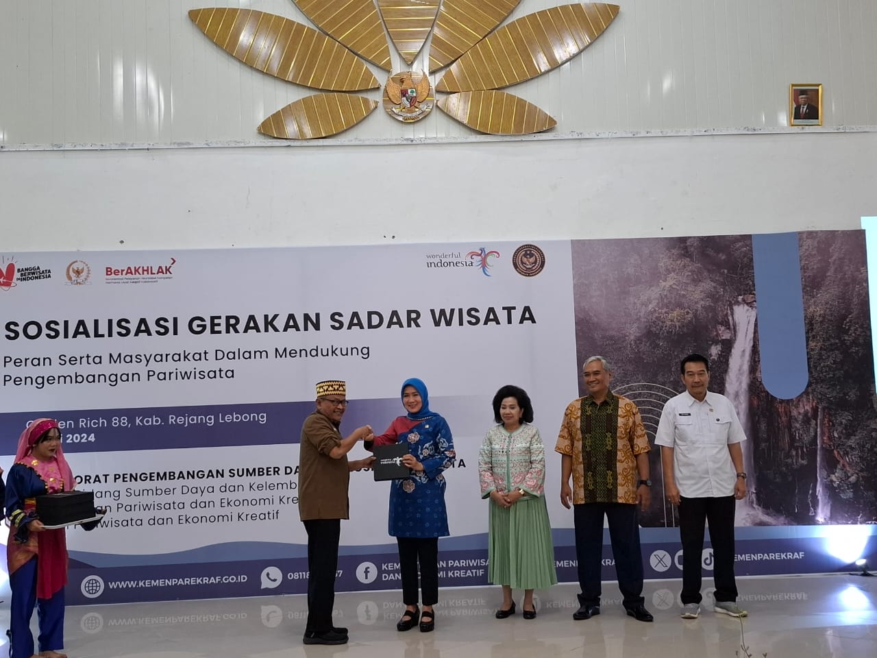 Sosialisasi Gerakan Sadar Wisata yang dilaksanakan Dewi Coryati bersama Kemenparekraf/Baperekraf di Rejang Lebong
